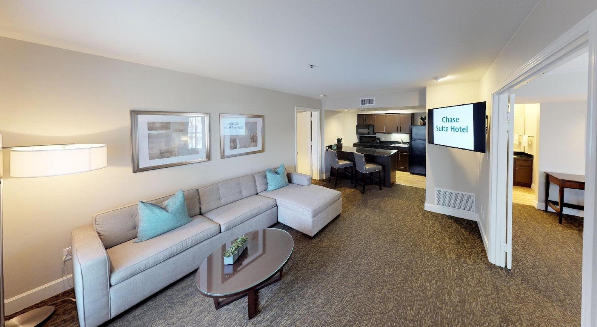 Chase Suites Brea-Fullerton - North Orange County Екстер'єр фото