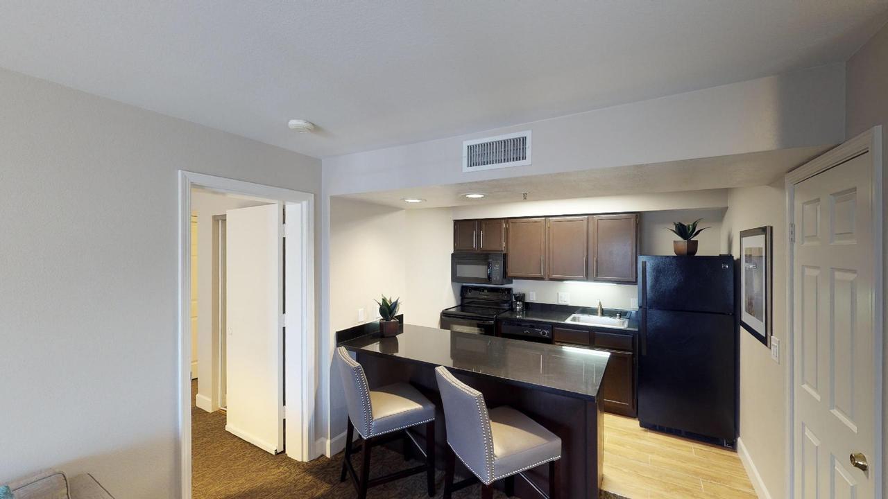 Chase Suites Brea-Fullerton - North Orange County Екстер'єр фото