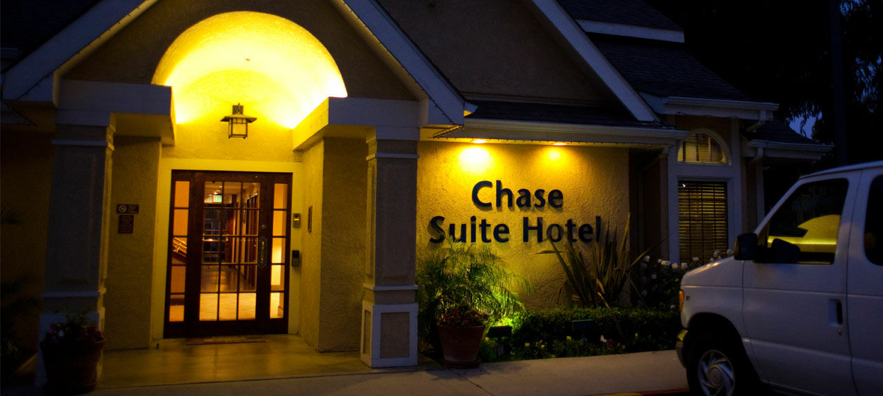 Chase Suites Brea-Fullerton - North Orange County Екстер'єр фото